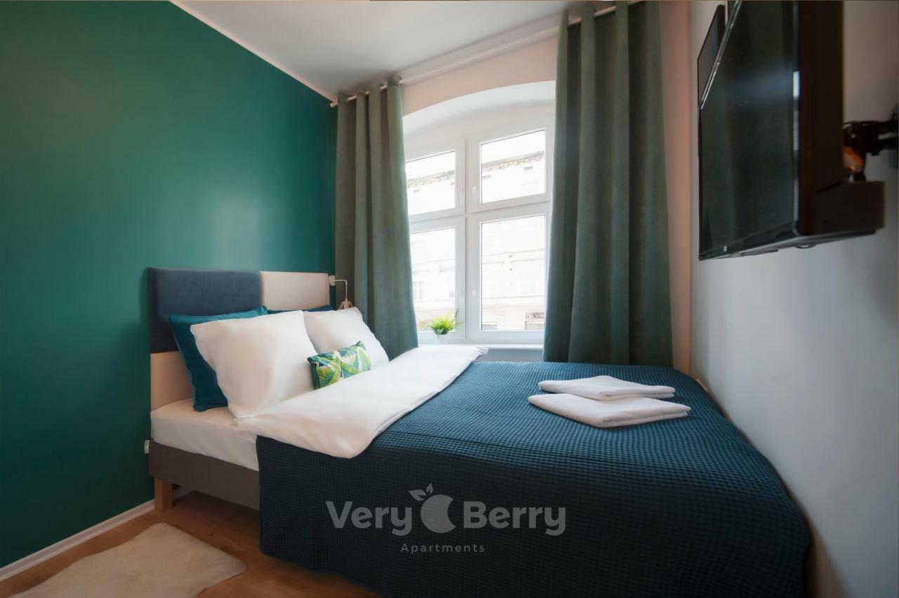 Very Berry - Glogowska 35A - Mtp Apartments - Self Check In 24H Познань Екстер'єр фото