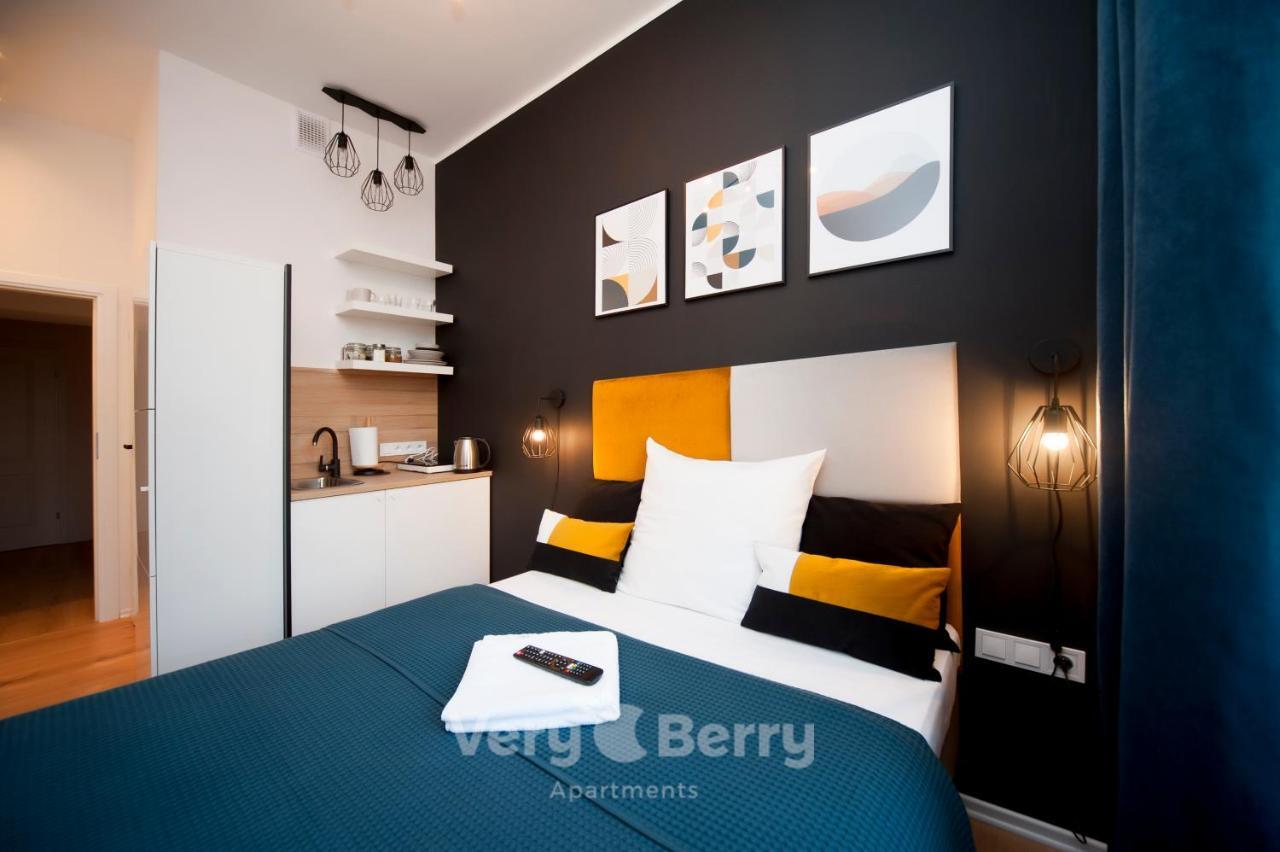 Very Berry - Glogowska 35A - Mtp Apartments - Self Check In 24H Познань Екстер'єр фото
