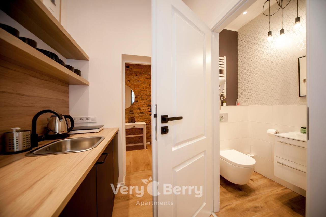 Very Berry - Glogowska 35A - Mtp Apartments - Self Check In 24H Познань Екстер'єр фото
