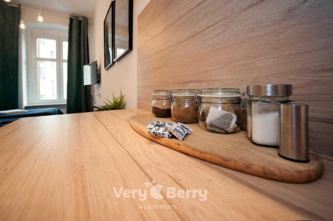 Very Berry - Glogowska 35A - Mtp Apartments - Self Check In 24H Познань Екстер'єр фото