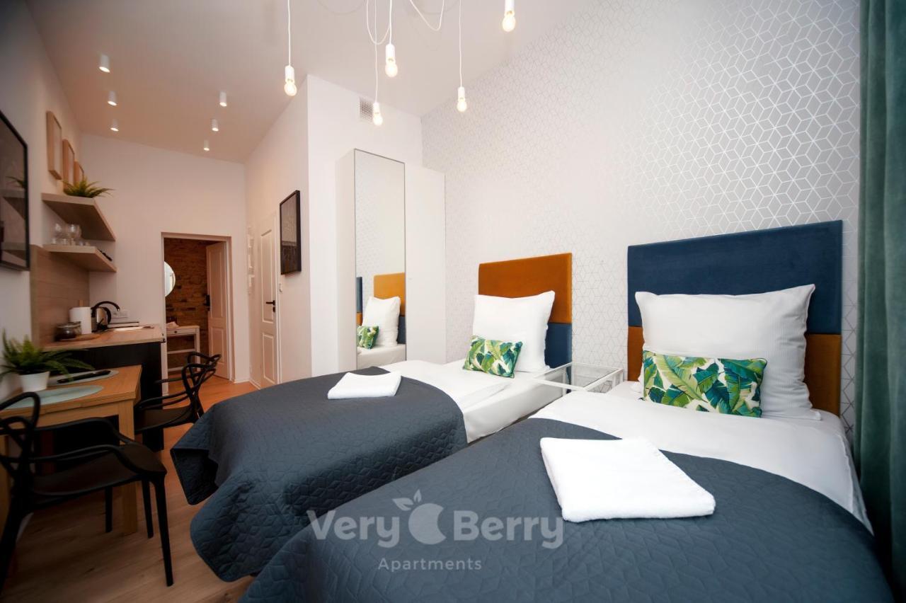 Very Berry - Glogowska 35A - Mtp Apartments - Self Check In 24H Познань Екстер'єр фото